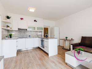 Pronájem bytu 2+kk, Jihlava, Halasova, 50 m2