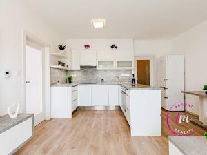 Pronájem bytu 2+kk, Jihlava, Halasova, 50 m2