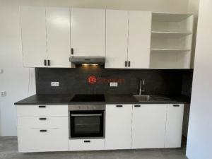 Pronájem bytu 1+kk, Praha - Nové Město, Zlatnická, 39 m2