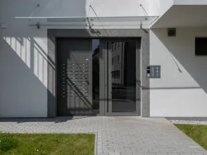 Prodej bytu 2+kk, Karlovy Vary, Šumavská, 83 m2