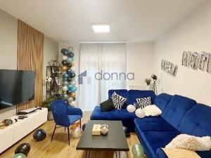 Pronájem rodinného domu, Praha, Hornoměcholupská, 230 m2