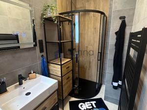 Pronájem rodinného domu, Praha, Hornoměcholupská, 230 m2