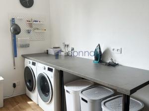 Pronájem rodinného domu, Praha, Hornoměcholupská, 230 m2