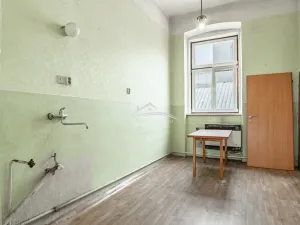 Prodej obchodního prostoru, Polná, Husovo náměstí, 654 m2