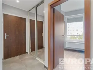 Prodej bytu 2+kk, Praha - Horní Měcholupy, Hornoměcholupská, 49 m2