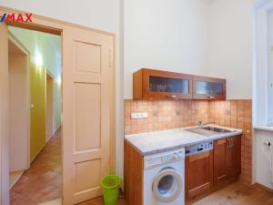 Pronájem bytu 4+1, Karlovy Vary, Jaltská, 120 m2