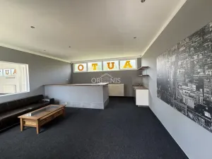 Pronájem výrobních prostor, Chomutov, 147 m2
