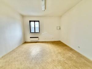 Prodej činžovního domu, Bystré, nám. Na podkově, 899 m2