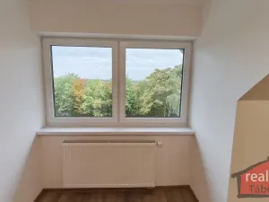 Prodej bytu 1+kk, Nupaky, Nupacká, 35 m2