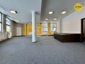 Pronájem kanceláře, Karviná, Karola Śliwky, 830 m2