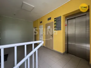 Pronájem kanceláře, Karviná, Karola Śliwky, 830 m2