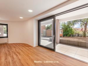 Pronájem bytu 1+kk, Ústí nad Labem, Bělehradská, 56 m2