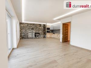 Pronájem rodinného domu, Praha - Nedvězí, Slámova, 226 m2