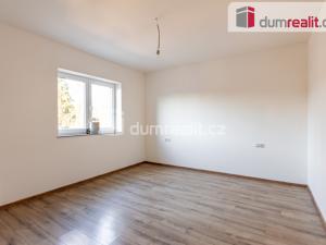 Pronájem rodinného domu, Praha - Nedvězí, Slámova, 226 m2