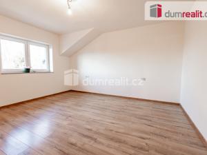 Pronájem rodinného domu, Praha - Nedvězí, Slámova, 226 m2