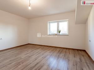 Prodej rodinného domu, Praha - Nedvězí, Slámova, 226 m2