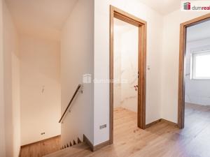 Prodej rodinného domu, Praha - Nedvězí, Slámova, 226 m2