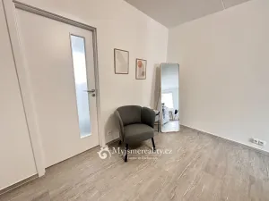 Pronájem bytu 2+1, Znojmo, Dukelských bojovníků, 55 m2