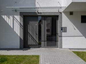 Prodej bytu 2+kk, Karlovy Vary, Šumavská, 53 m2