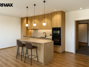 Prodej bytu 4+kk, Karlovy Vary, Šumavská, 192 m2