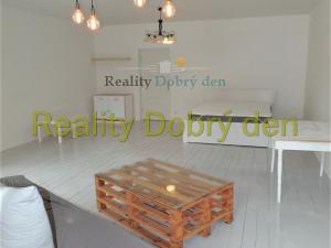 Pronájem bytu 2+1, Opava, Dolní náměstí, 80 m2