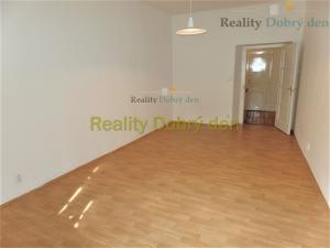 Pronájem bytu 2+1, Opava, Dolní náměstí, 80 m2