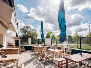 Prodej restaurace, Hodonín, Brandlova, 500 m2