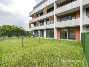 Pronájem bytu 1+kk, Praha - Střížkov, Roudnická, 38 m2