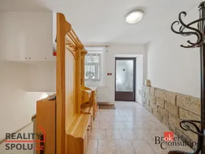 Prodej rodinného domu, Dubenec, 450 m2