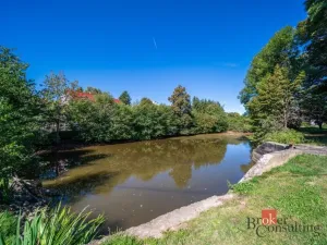Prodej rodinného domu, Dubenec, 450 m2