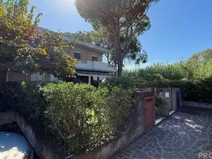 Prodej bytu 3+1, Silvi, Itálie, 92 m2