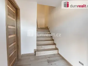 Pronájem vily, Praha, Slámova, 226 m2