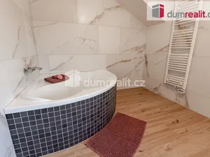 Pronájem vily, Praha, Slámova, 226 m2