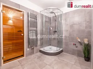 Pronájem vily, Praha, Slámova, 226 m2