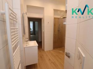 Pronájem bytu 2+1, Karlovy Vary, Svahová, 60 m2