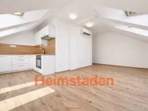 Pronájem bytu 2+kk, Ostrava - Poruba, náměstí Boženy Němcové, 47 m2