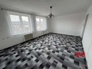 Pronájem bytu 3+1, Kejžlice, K Budíkovu, 77 m2