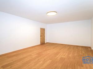 Prodej bytu 3+1, Nýřany, Revoluční, 84 m2