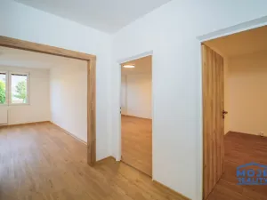 Prodej bytu 3+1, Nýřany, Revoluční, 84 m2