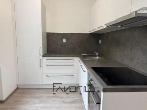 Prodej bytu 3+kk, Ostrava, Tlapákova, 76 m2