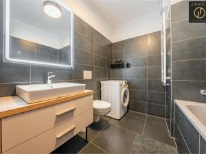 Pronájem bytu 2+kk, Kladno, Bohumila Landy, 50 m2