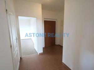 Pronájem bytu 2+kk, Praha - Záběhlice, Mattioliho, 61 m2