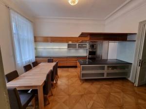 Prodej bytu 4+kk, Praha - Nové Město, Jungmannovo náměstí, 129 m2