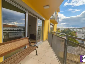 Prodej bytu 3+kk, Praha, Na Harfě, 95 m2