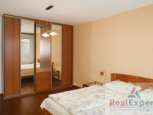 Prodej bytu 2+1, Praha - Kamýk, Olbramovická, 72 m2