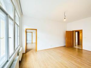 Pronájem bytu 4+1, Praha - Vinohrady, Bělehradská, 113 m2