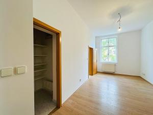 Pronájem bytu 4+1, Praha - Vinohrady, Bělehradská, 113 m2