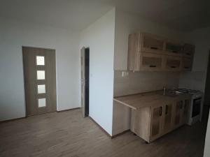 Pronájem bytu 3+1, Bílina, Sídliště Za Chlumem, 82 m2