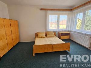 Pronájem bytu 2+kk, Pardubice - Rosice, generála Svobody, 46 m2