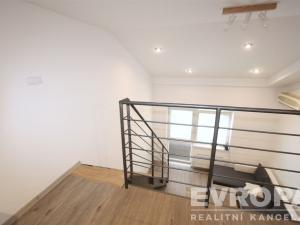 Pronájem bytu 2+kk, Praha - Libuš, Mirotická, 42 m2